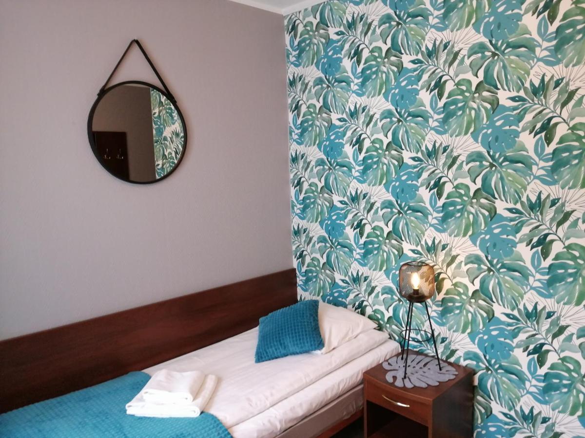 Platinum Bed & Breakfast Budzyn  ภายนอก รูปภาพ